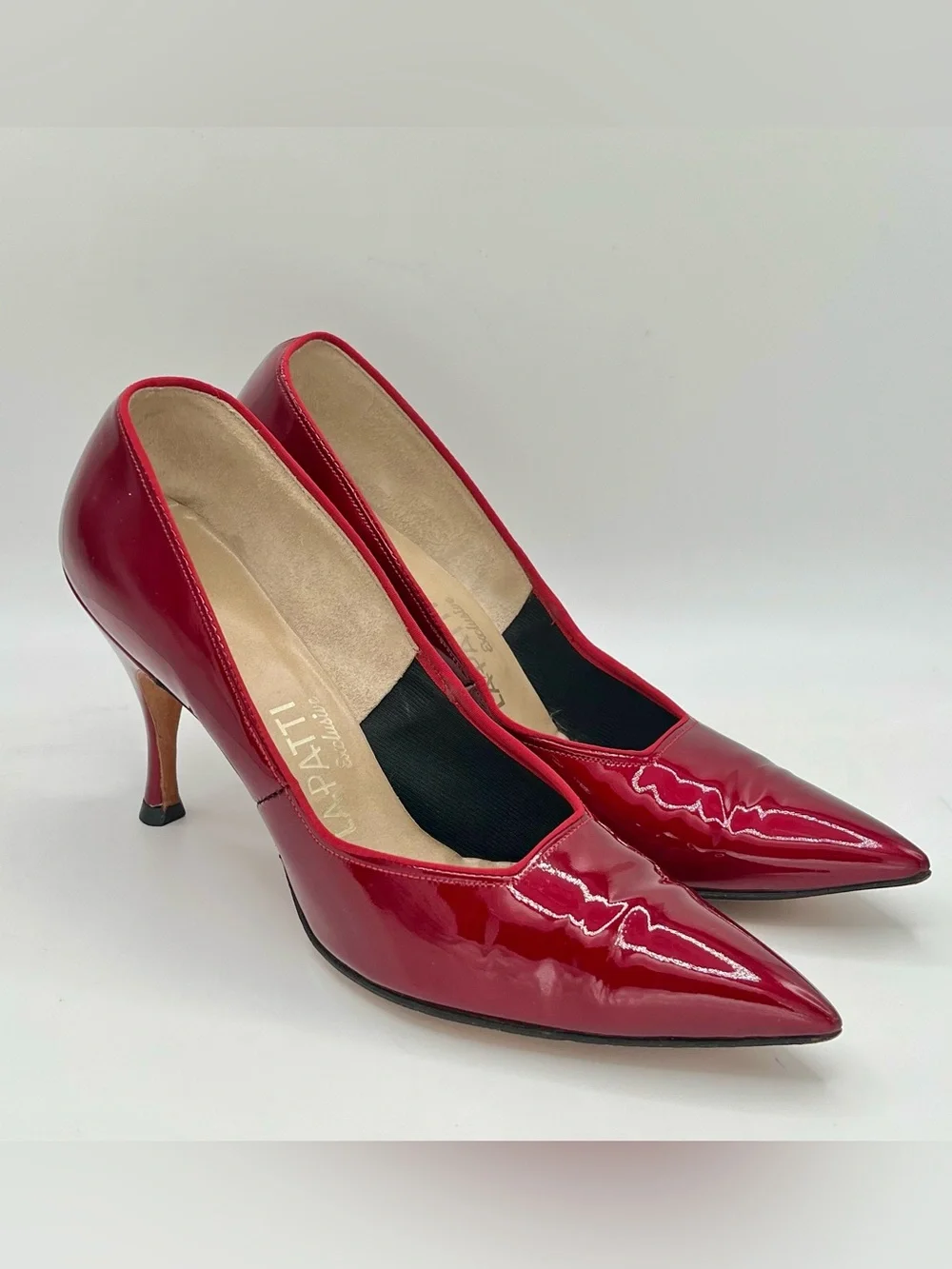 Vintage Red Vinyl Stiletto Heels La Patti Pointed Toe Glossy Size 8 Pinup Sexy